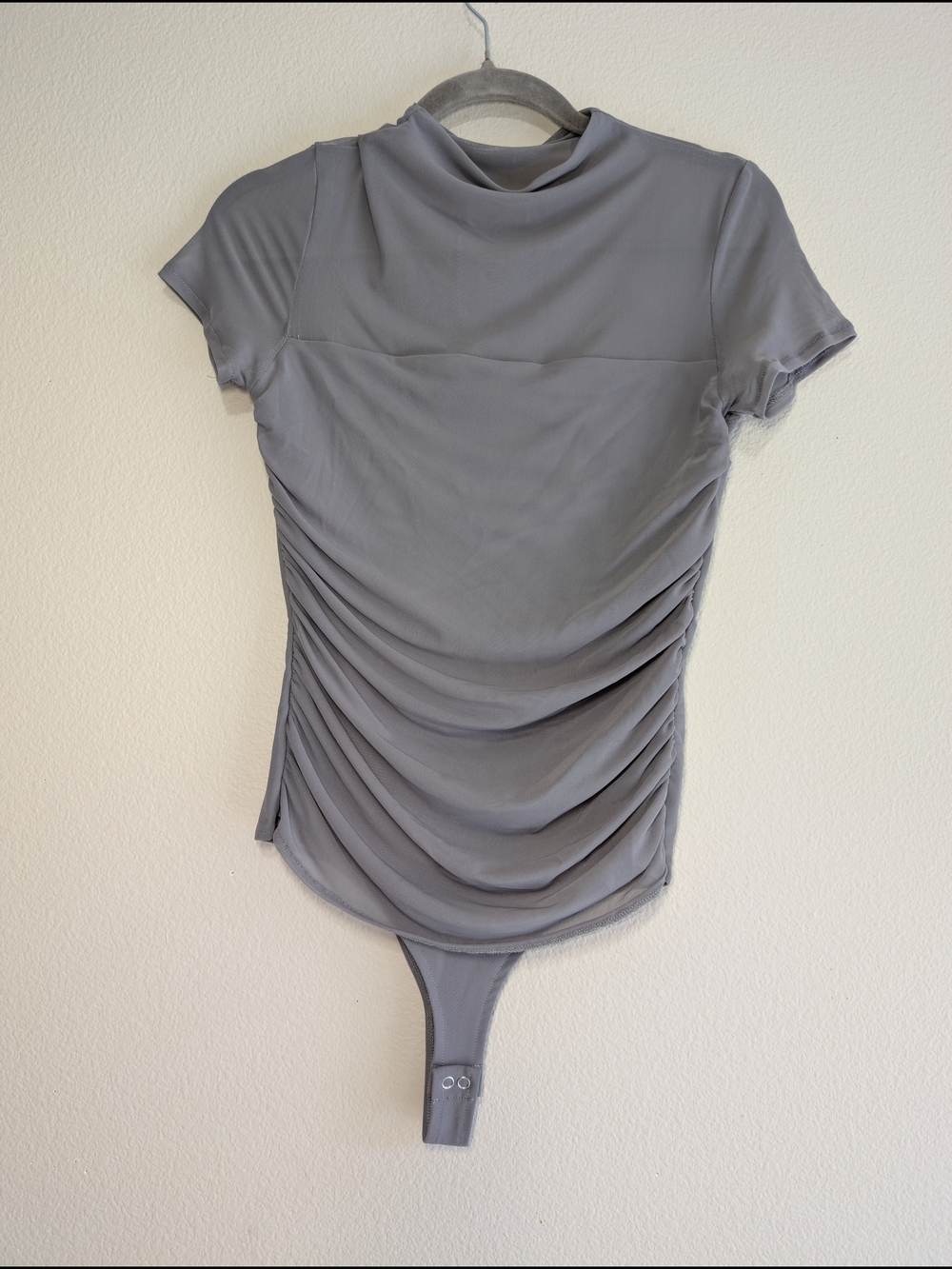 ReoRia Ruched Mesh Short-Sleeve Bodysuit Size Medium
